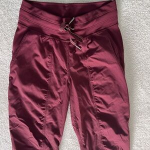 Lululemon Dance Studio Mid-Rise Jogger
Full Length